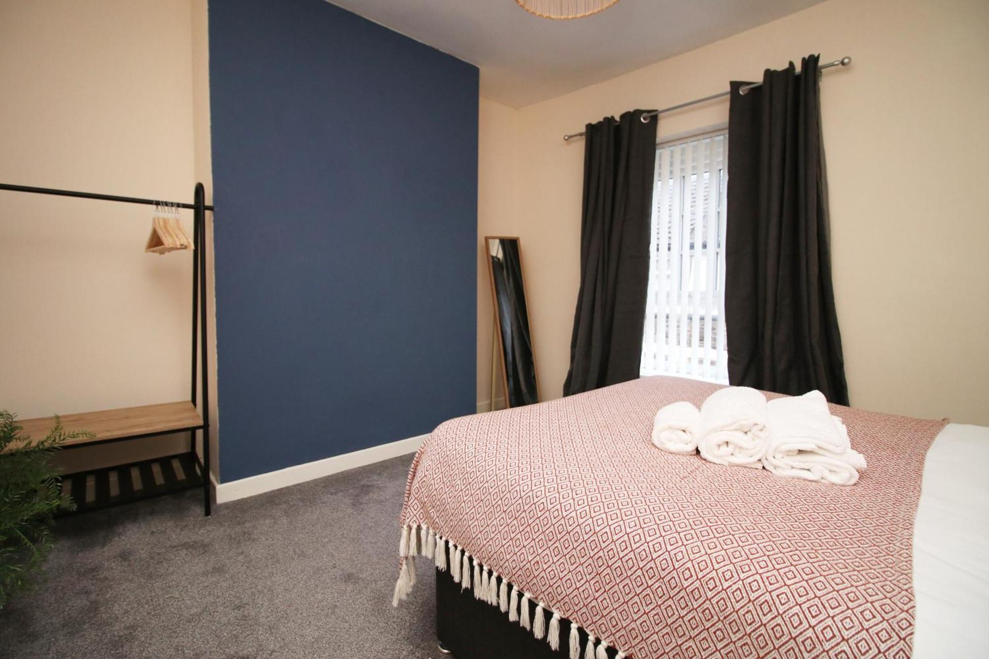 Abertillery Cosy 3Br Home, Scenic Views, Ideal For Walks & Work מראה חיצוני תמונה