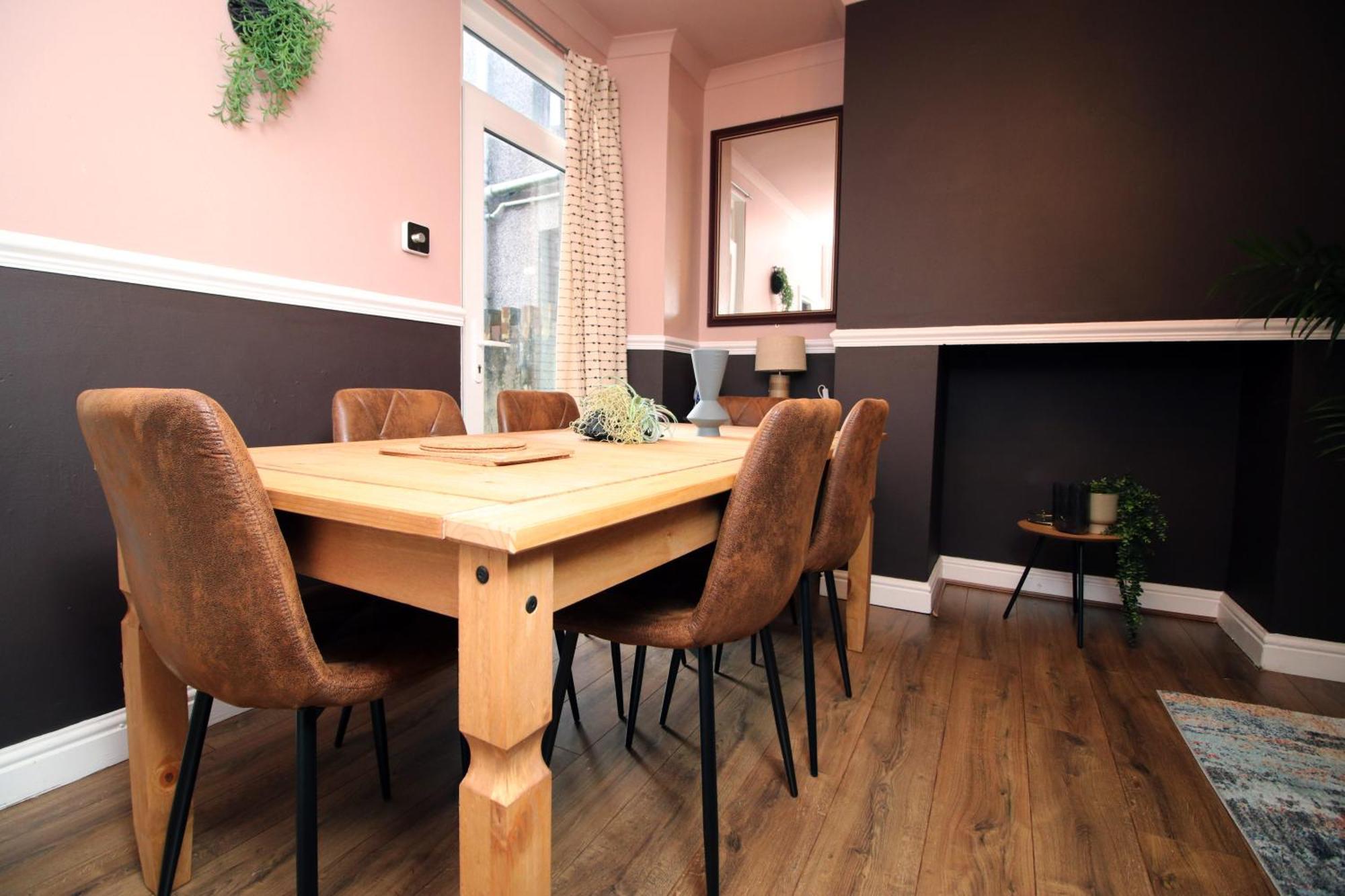 Abertillery Cosy 3Br Home, Scenic Views, Ideal For Walks & Work מראה חיצוני תמונה