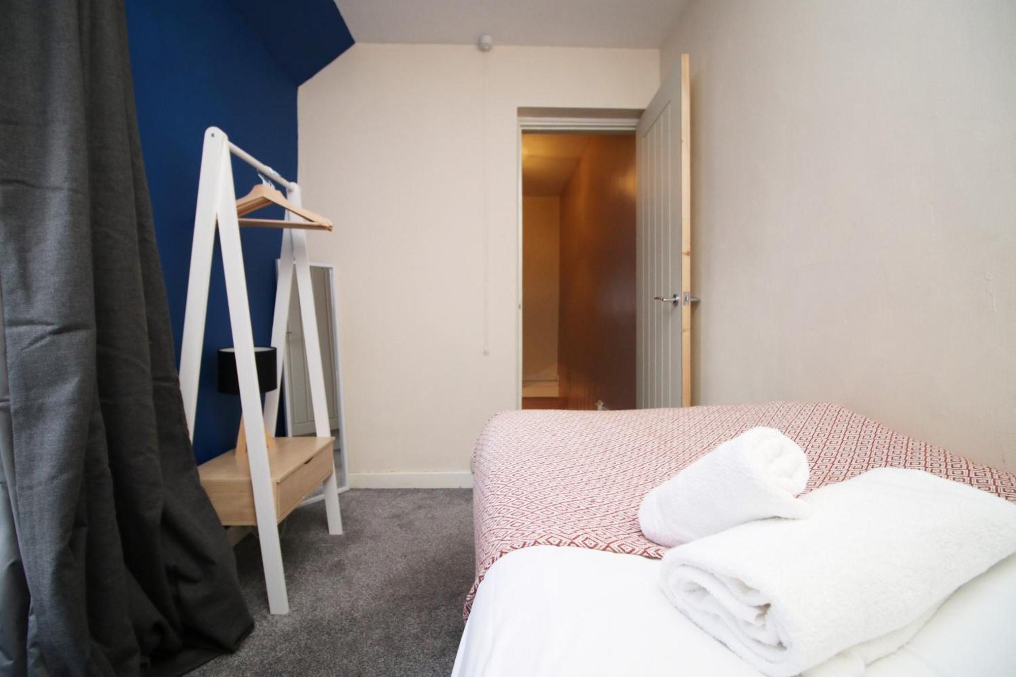 Abertillery Cosy 3Br Home, Scenic Views, Ideal For Walks & Work מראה חיצוני תמונה