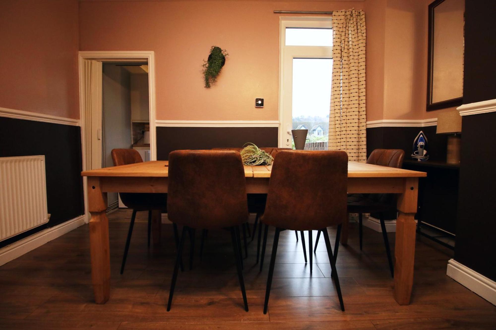 Abertillery Cosy 3Br Home, Scenic Views, Ideal For Walks & Work מראה חיצוני תמונה
