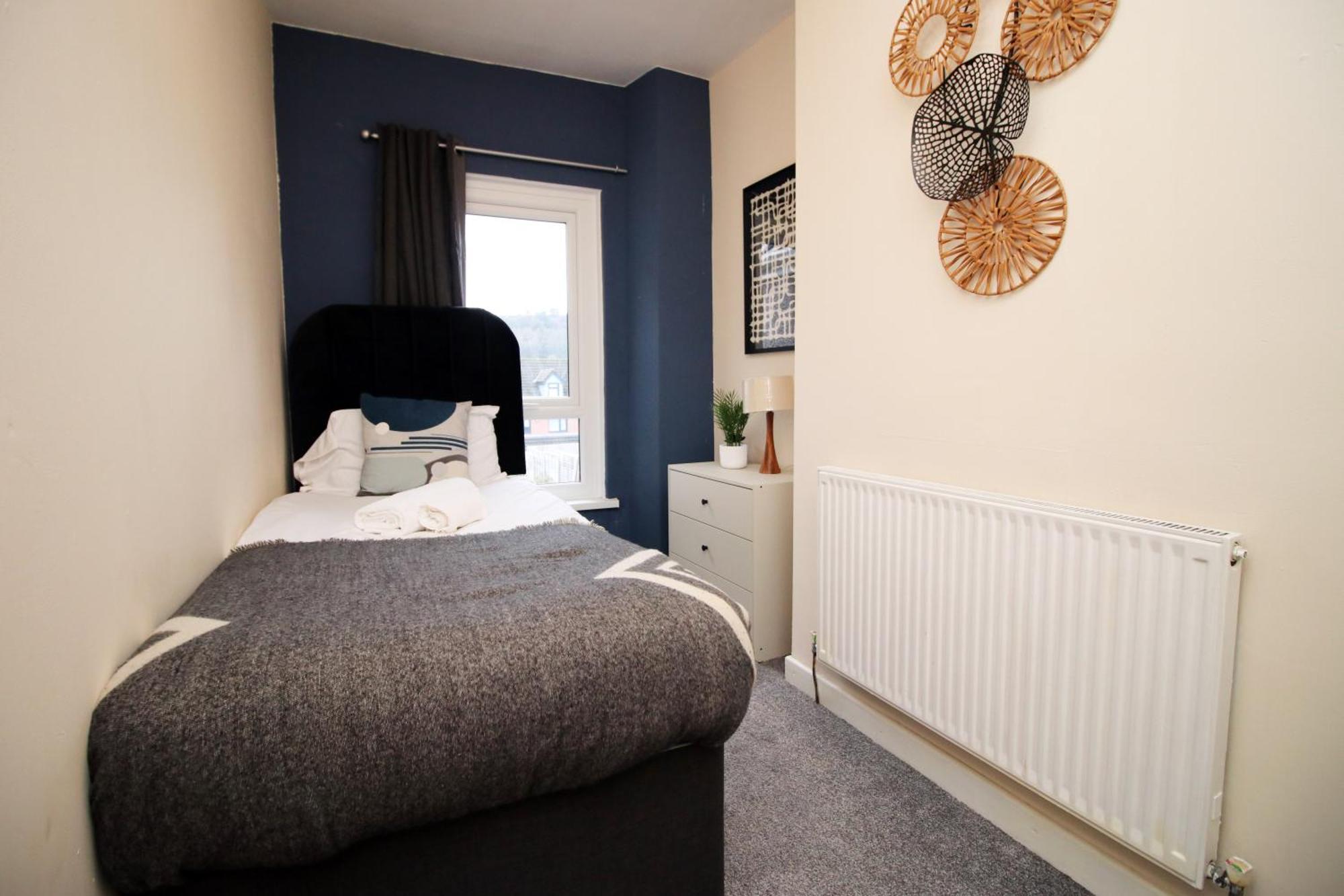 Abertillery Cosy 3Br Home, Scenic Views, Ideal For Walks & Work מראה חיצוני תמונה
