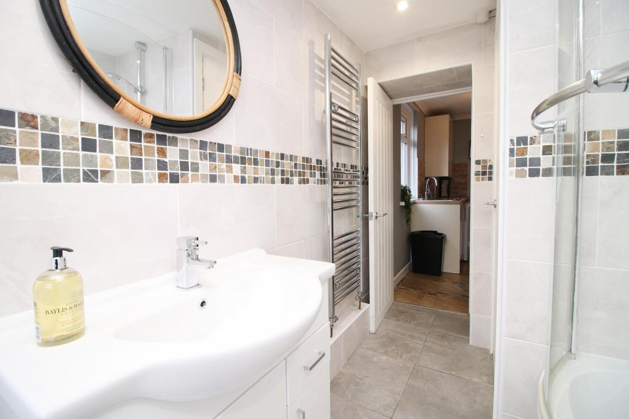 Abertillery Cosy 3Br Home, Scenic Views, Ideal For Walks & Work מראה חיצוני תמונה