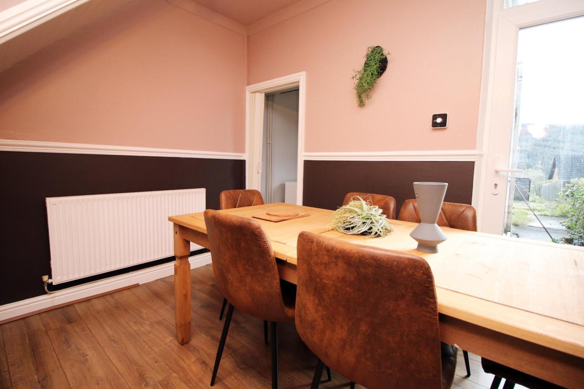 Abertillery Cosy 3Br Home, Scenic Views, Ideal For Walks & Work מראה חיצוני תמונה